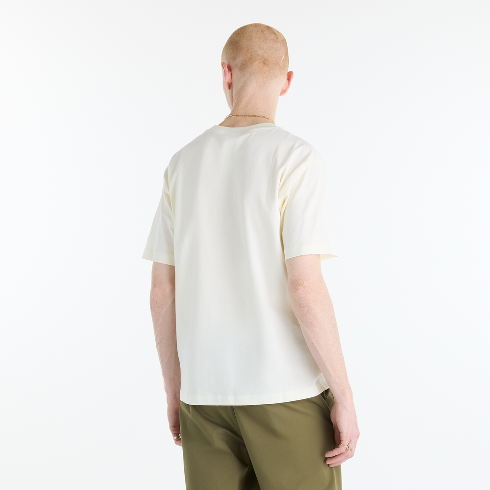 Férfi póló New Balance Athletics Premium Relaxed Chest Logo – bézs