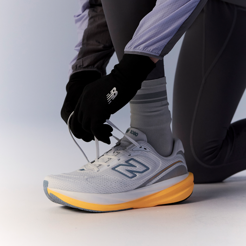Férfi futócipő New Balance Infinion 1080 v15 M108098N – szürke
