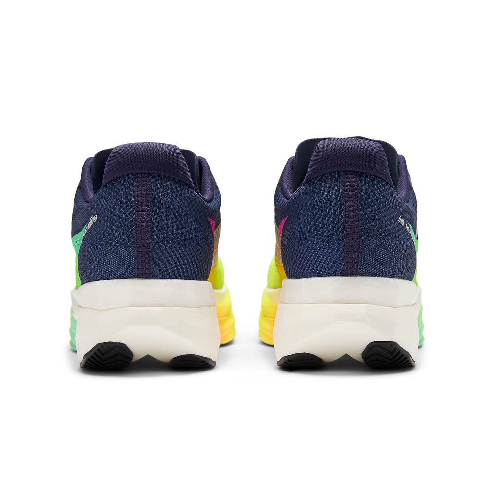 Női futócipő New Balance FuelCell SC Elite V5 WRCEL7UH – sötétkék