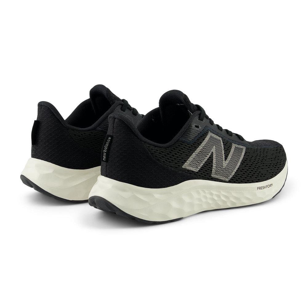 Női futócipő New Balance Fresh Foam Arishi v4 WARISYK4 – fekete