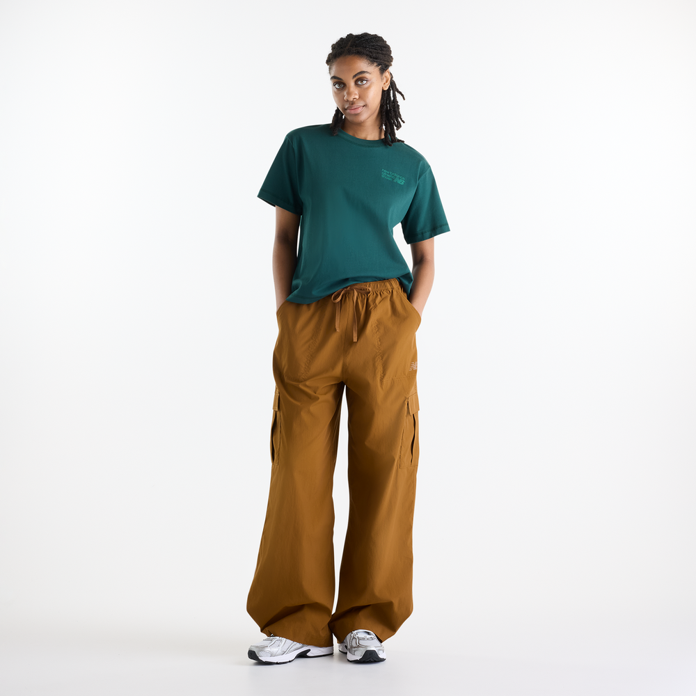 Női póló New Balance Athletics Premium Logo Hip Length – zöld