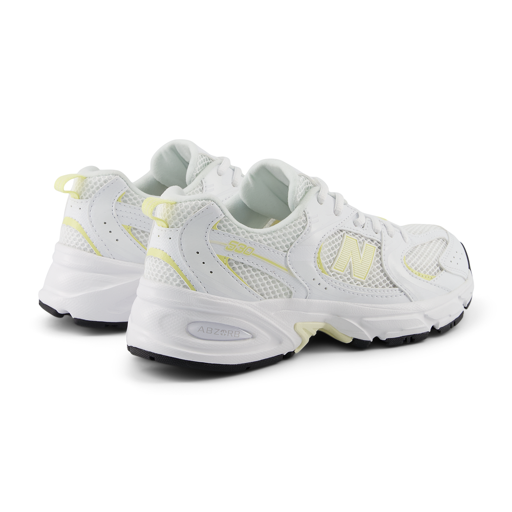 Gyermekcipő New Balance GR530SK – fehér