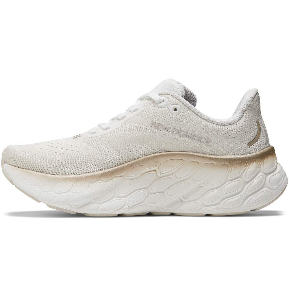 Női futócipő New Balance Fresh Foam More v4 WMORCW4 – fehér