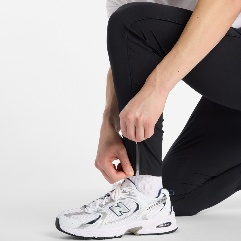 Férfi nadrág New Balance MP51904BK – fekete