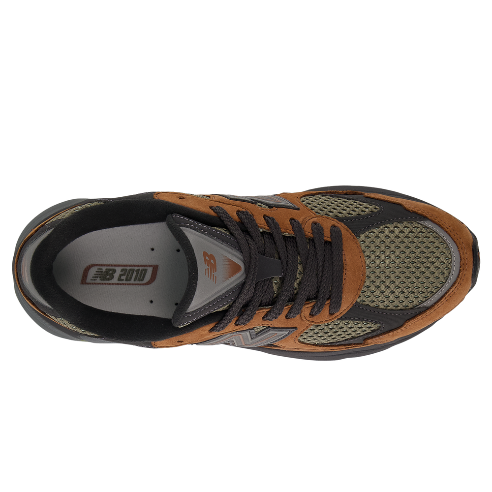 Unisex cipő New Balance U2010ANV – barna