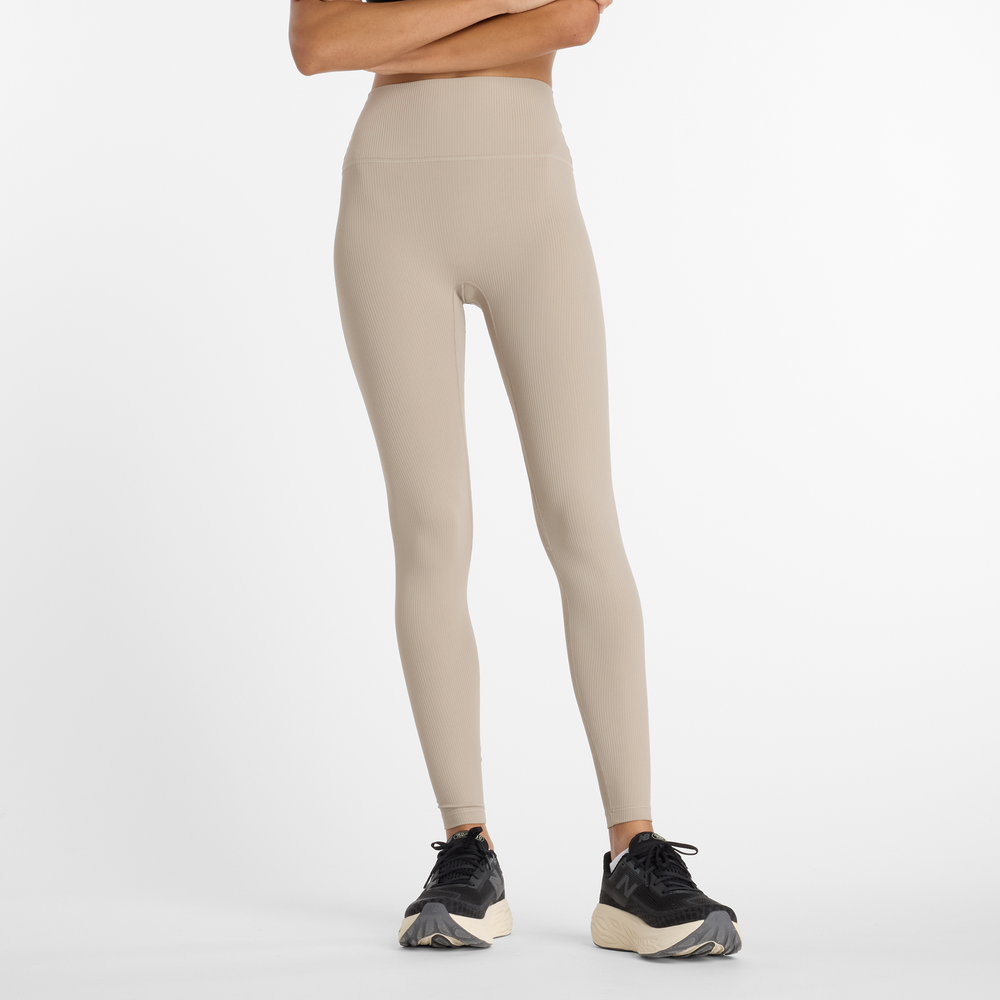 Női leggings New Balance WP53152ADS – bézs