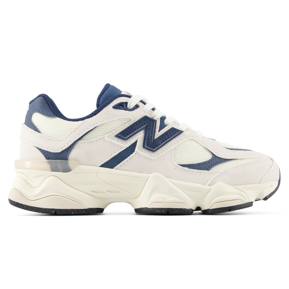 Gyermekcipő New Balance G90602JM – bézs