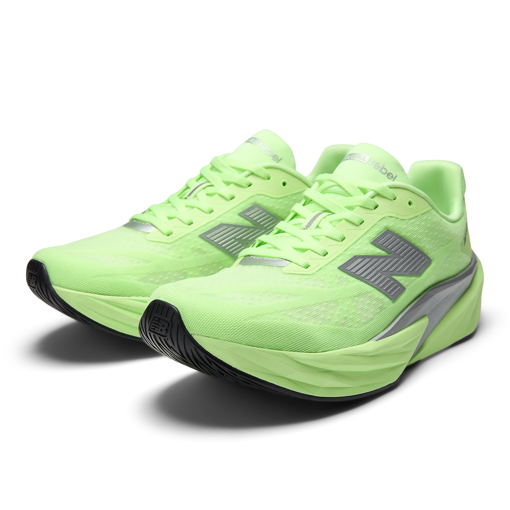 Férfi futócipő New Balance FuelCell Rebel v5 MFCXLZ5 – zöld