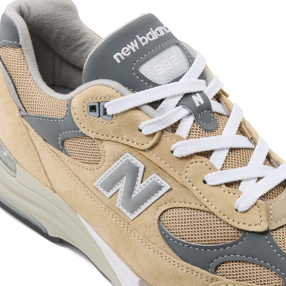Unisex cipő New Balance U992TA - bézs