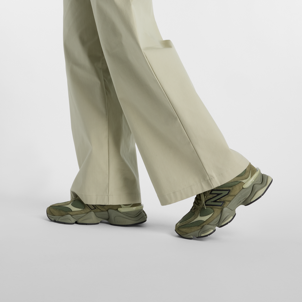 Női nadrág New Balance WP51538OVN – bézs
