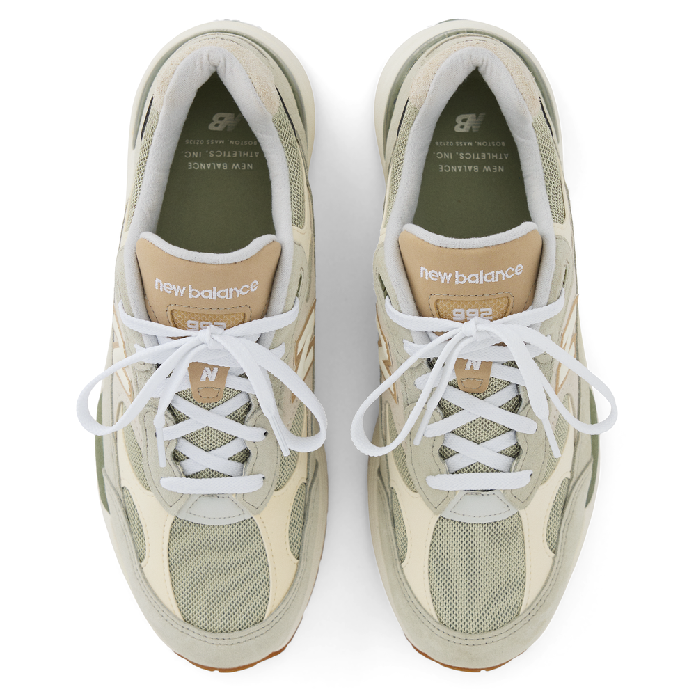 Unisex cipő New Balance U992720 - bézs