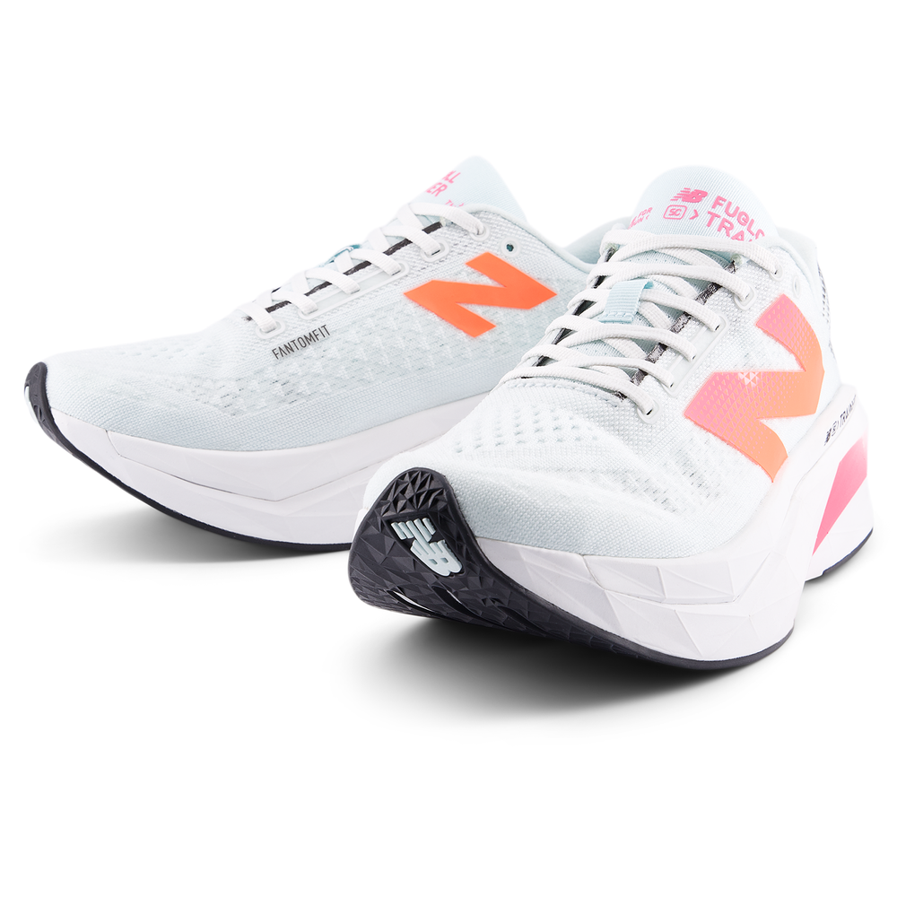 Férfi futócipő New Balance FuelCell SuperComp Trainer v3 MRCX17A – fehér