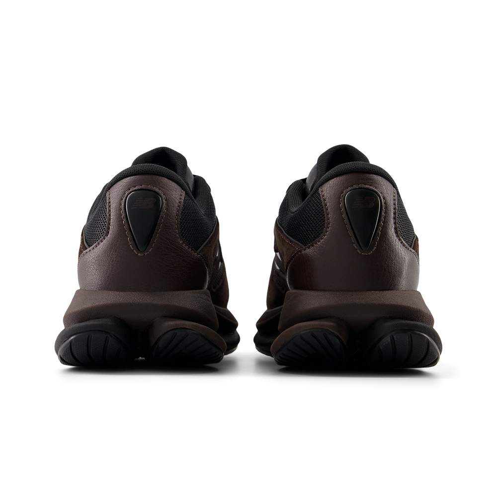 Unisex cipő New Balance UTFOA8GD – barna