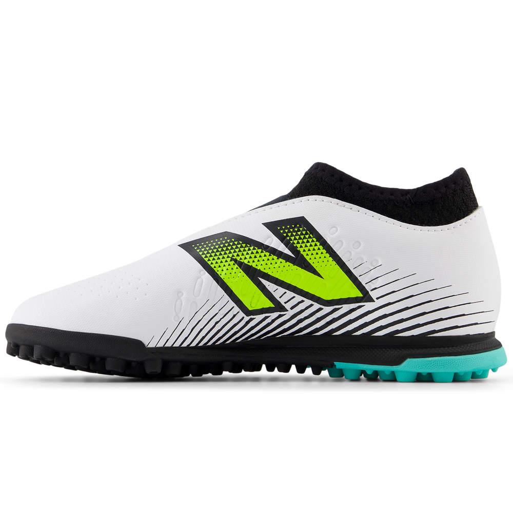 Gyermek turf cipő New Balance TEKELA V4+ MAGIQUE JNR FG SJT3TH45 – fehér