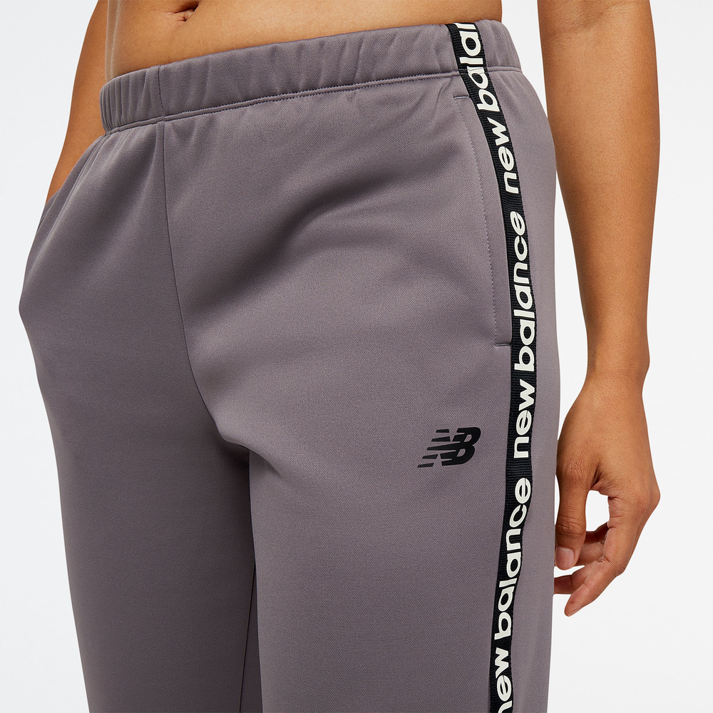 Női nadrág New Balance WP13176ZNC – szürke