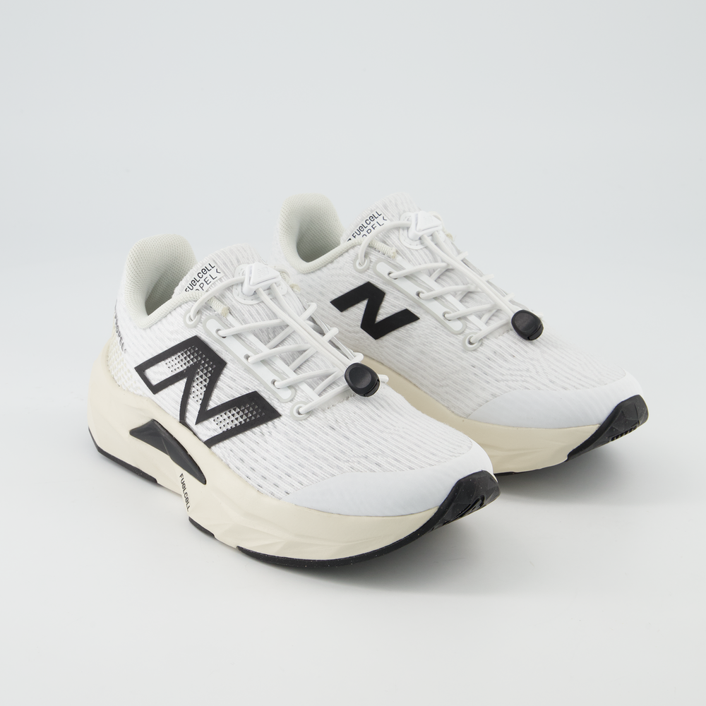 Gyermekcipő New Balance FuelCell Propel v5 PAFCPRC5 – fehér