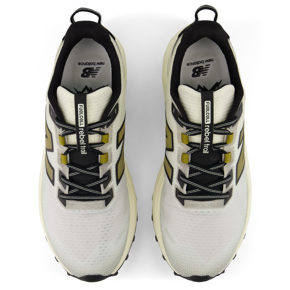 Férfi futócipő New Balance FuelCell Rebel Trail MRBT8VW – bézs