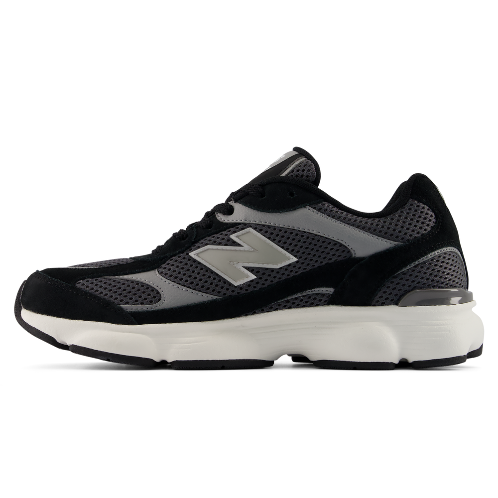 Férfi cipő New Balance M603107 – fekete