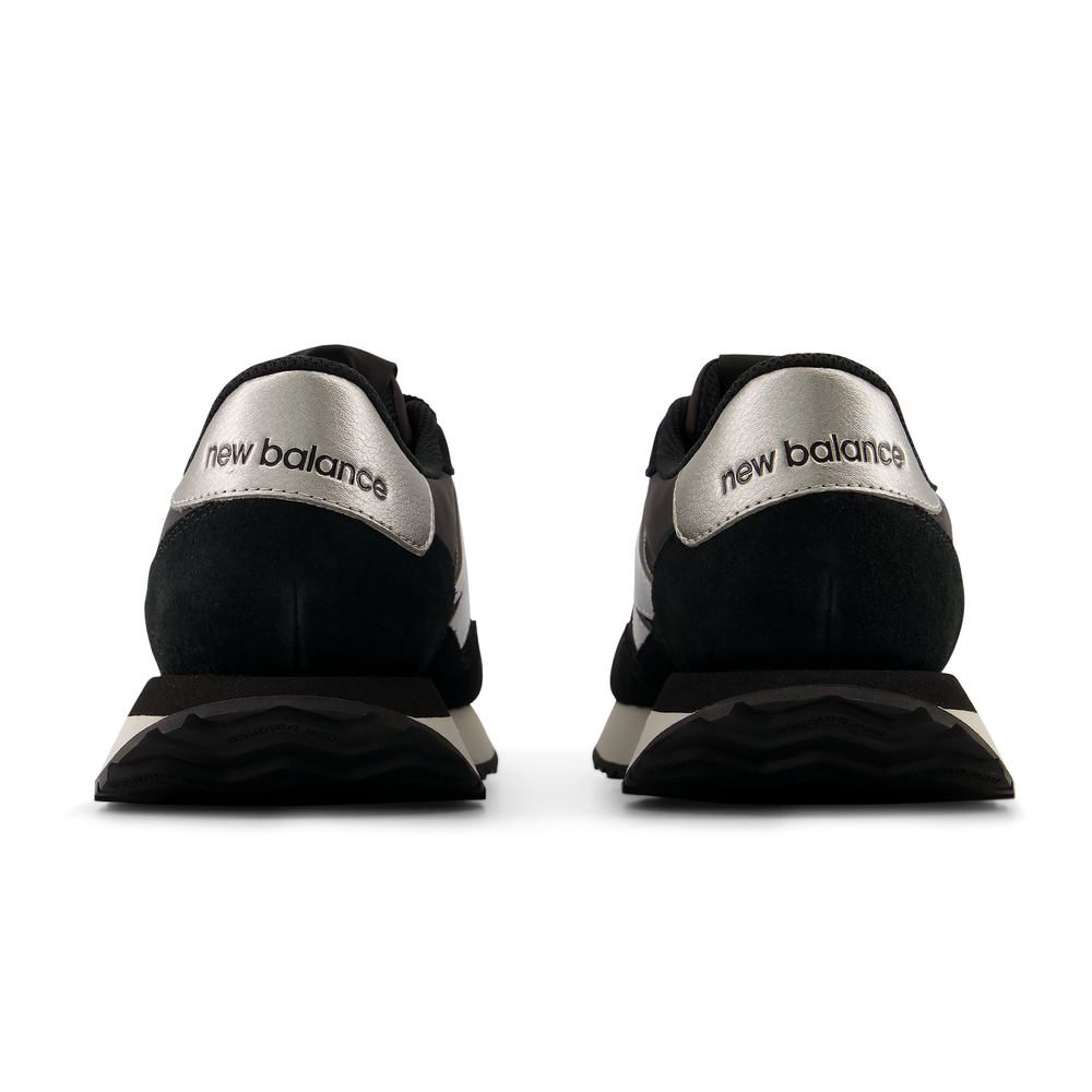 Női cipő New Balance W23731P – fekete
