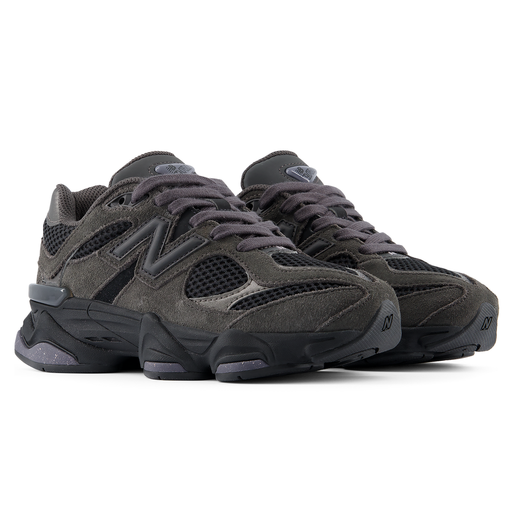 Gyermekcipő New Balance G90606YK – barna