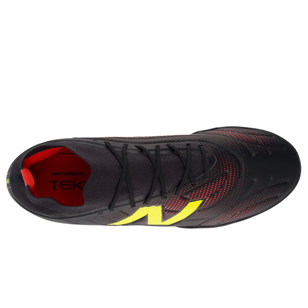 Férfi teremcipő New Balance TEKELA TEAM LOW LACED IN V5 UT3IL4EI – fekete