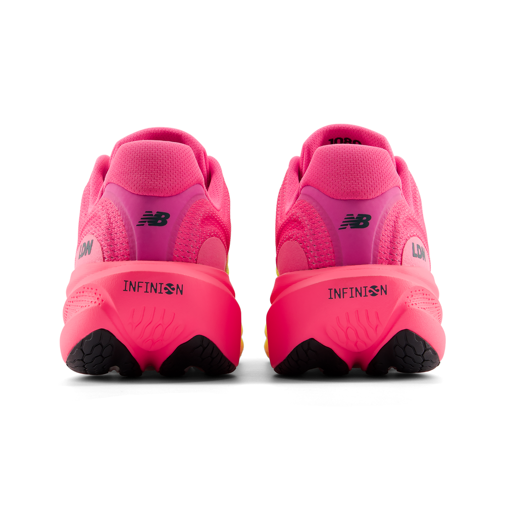 Férfi futócipő New Balance Infinion 1080 v15 TCS London Marathon M10802XQ – rózsaszín