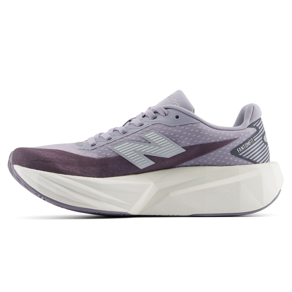 Női futócipő New Balance FuelCell Rebel v5 WFCX906 – lila