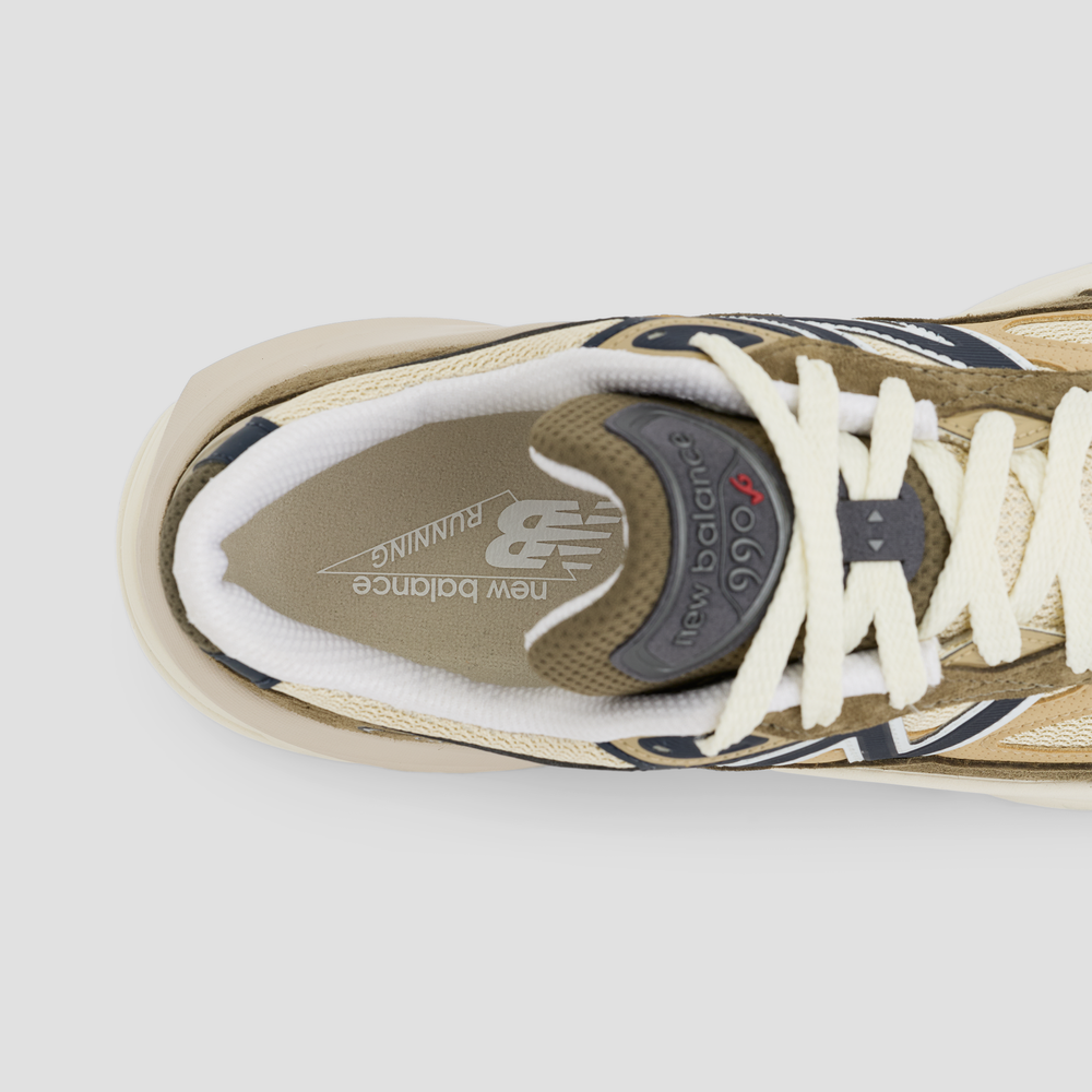 Unisex cipő New Balance U990WO6 – bézs