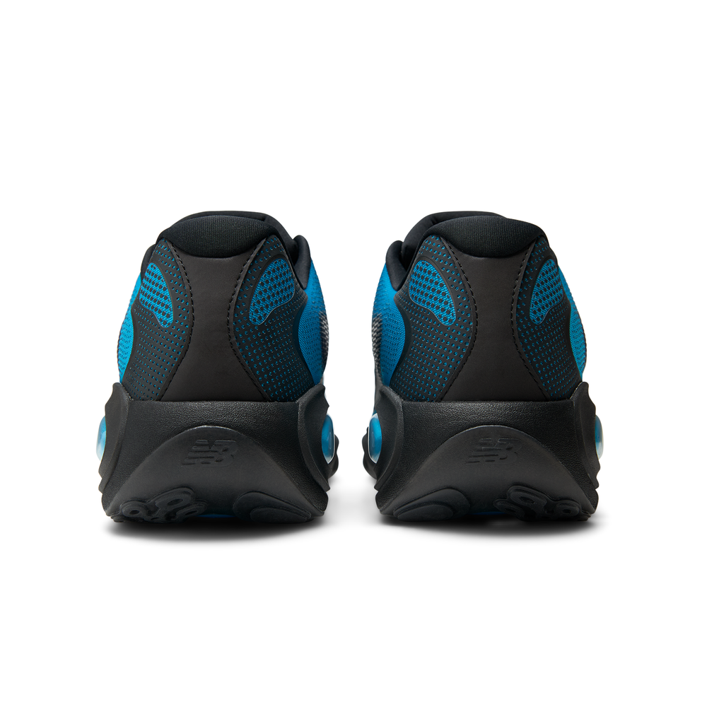 Férfi futócipő New Balance AC Runner MACR15JM – kék