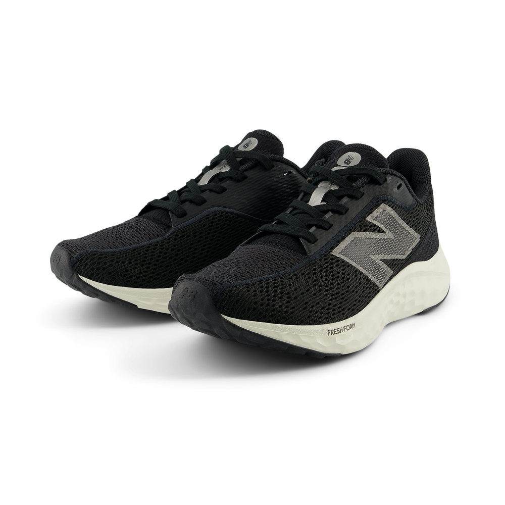 Női futócipő New Balance Fresh Foam Arishi v4 WARISYK4 – fekete