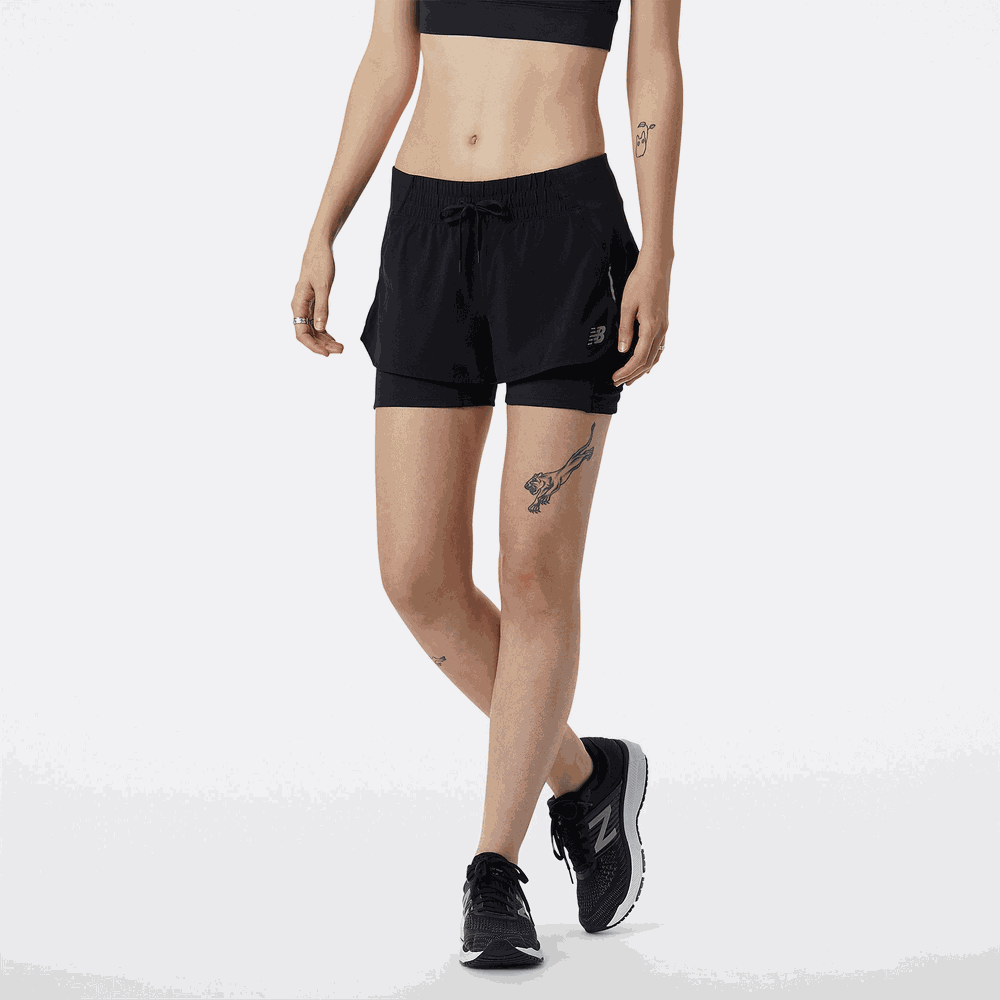 Női rövidnadrág New Balance WS21270BK – fekete