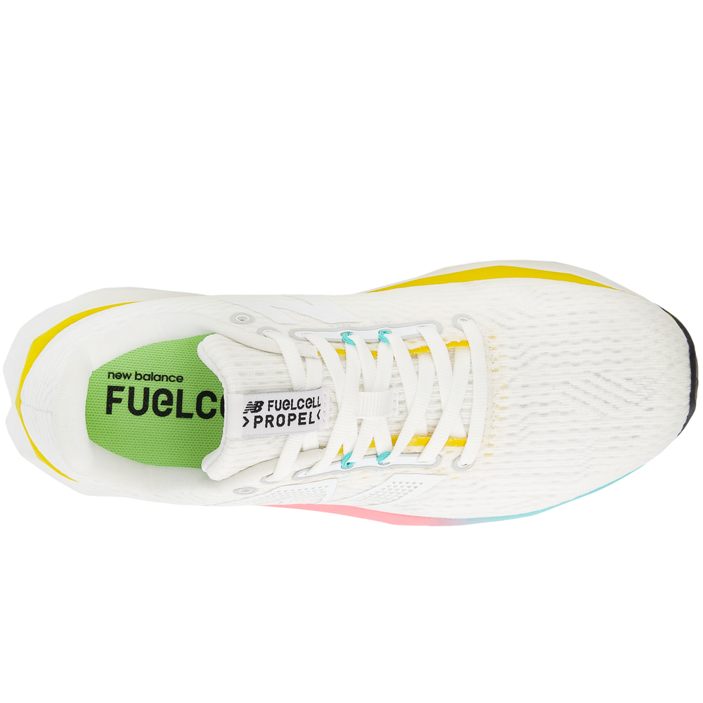 Női futócipő New Balance FuelCell Propel v5 WFCPRLC5 – fehér