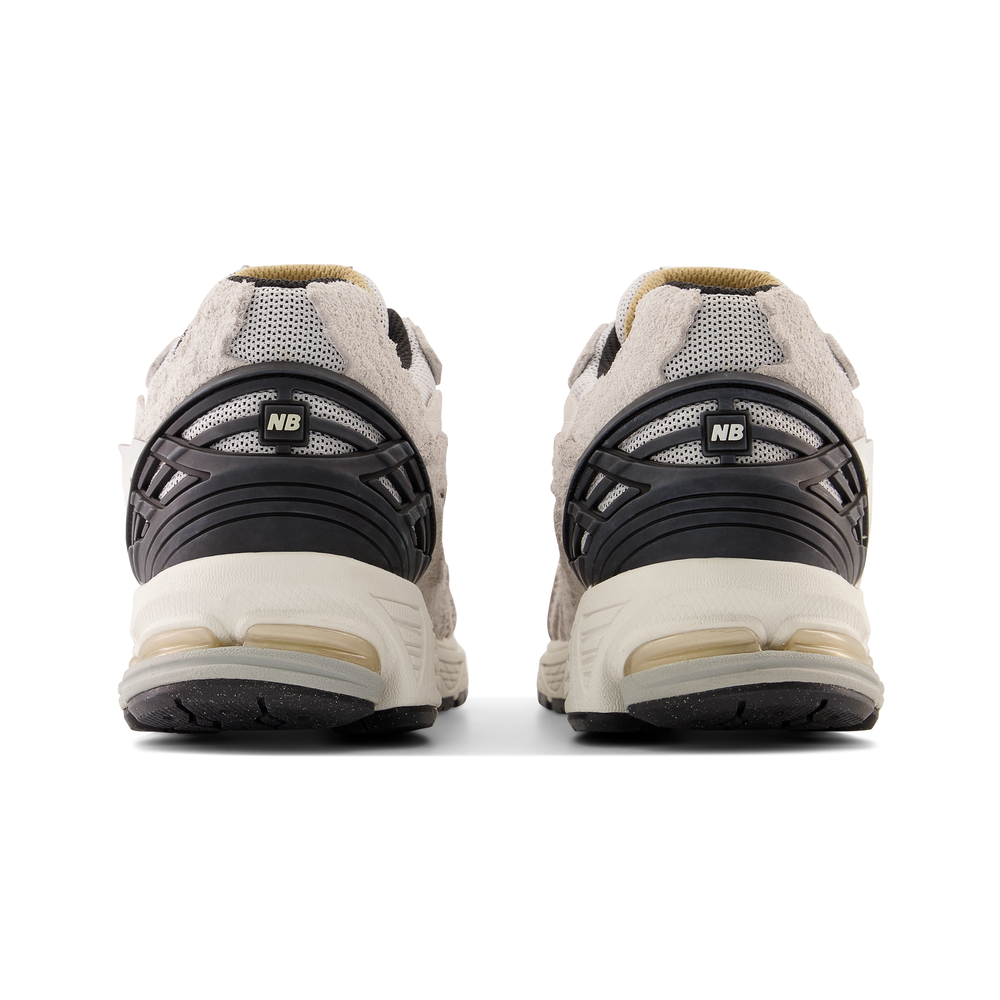 Férfi cipő New Balance M1906DC – bézs