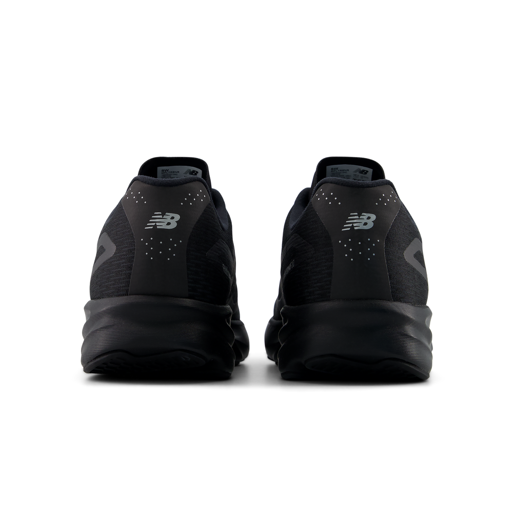 Férfi futócipő New Balance Flite-R MFLTR8NR – fekete