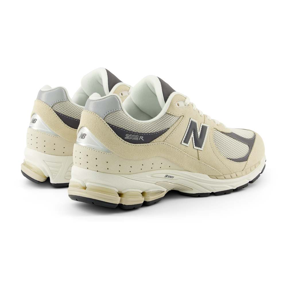 Unisex cipő New Balance M2002RFA – bézs