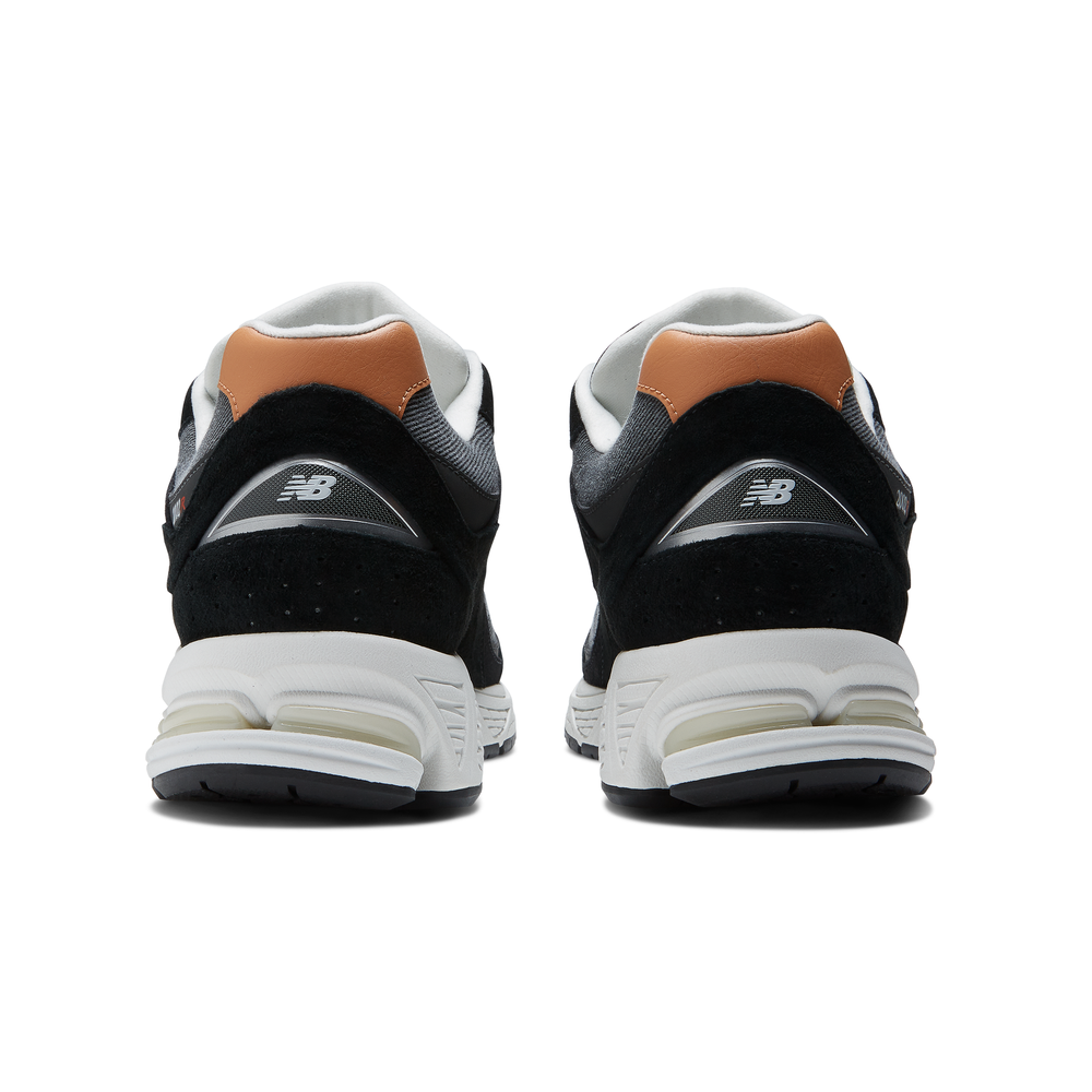 Férfi cipő New Balance M2002REB – fekete