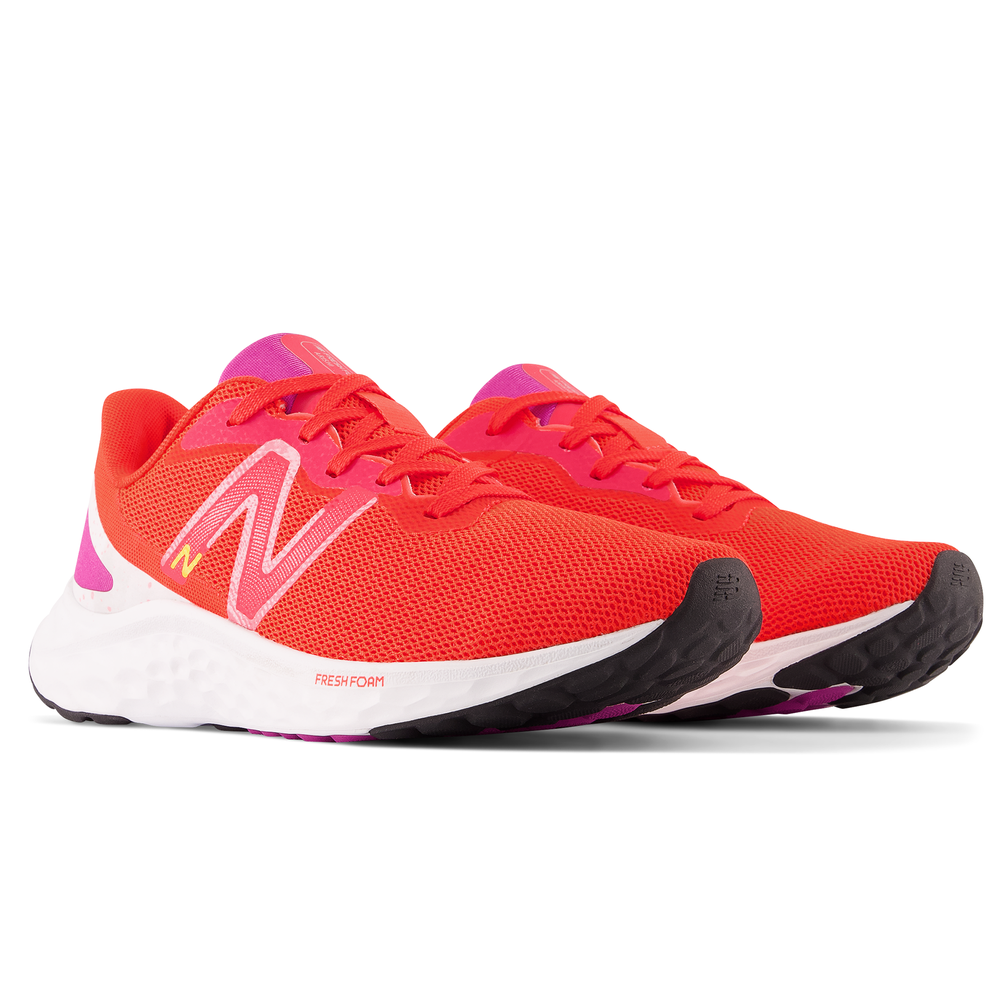 Női futócipő New Balance Fresh Foam Arishi v4 WARISLR4 – piros