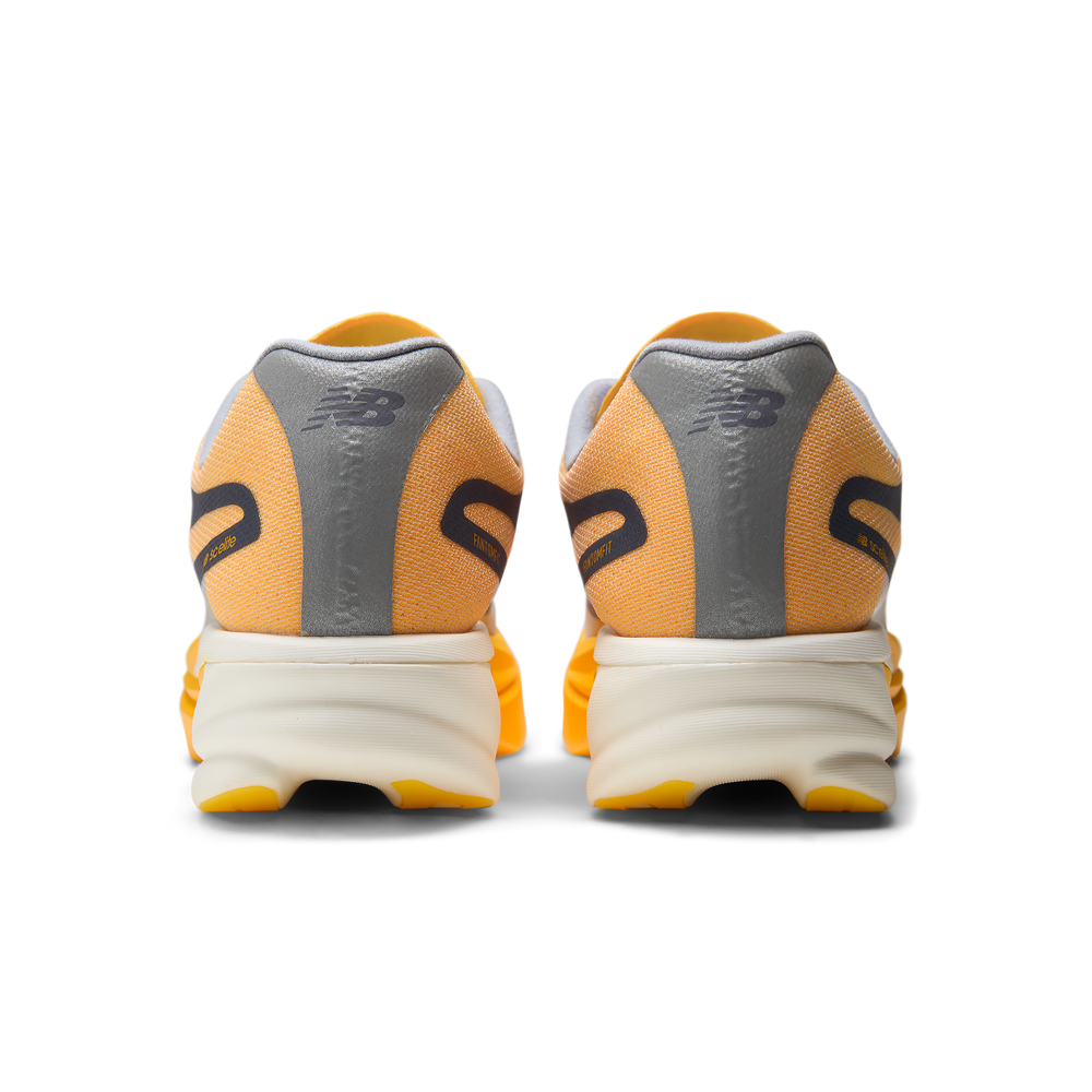 Férfi futócipő New Balance Infinion SC Elite V6 MRCEL8DM – narancssárga