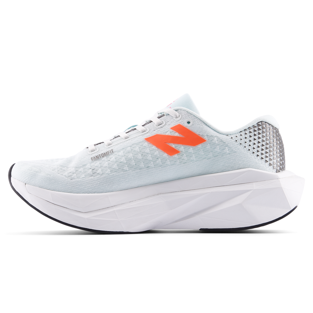 Férfi futócipő New Balance FuelCell SuperComp Trainer v3 MRCX17A – fehér