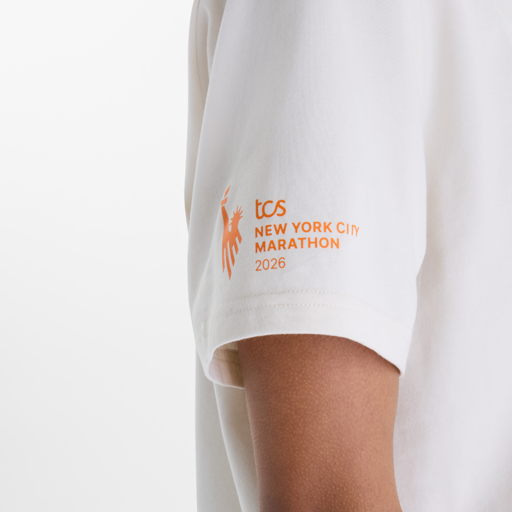 Női póló New Balance NYC Marathon – fehér