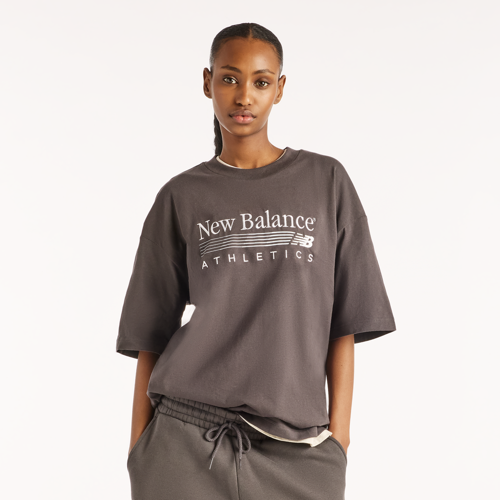 Női póló New Balance WT6297MKBLK – barna
