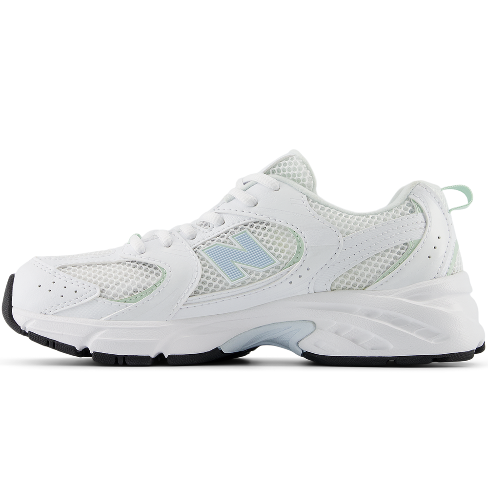 Gyermekcipő New Balance GR530SP – fehér