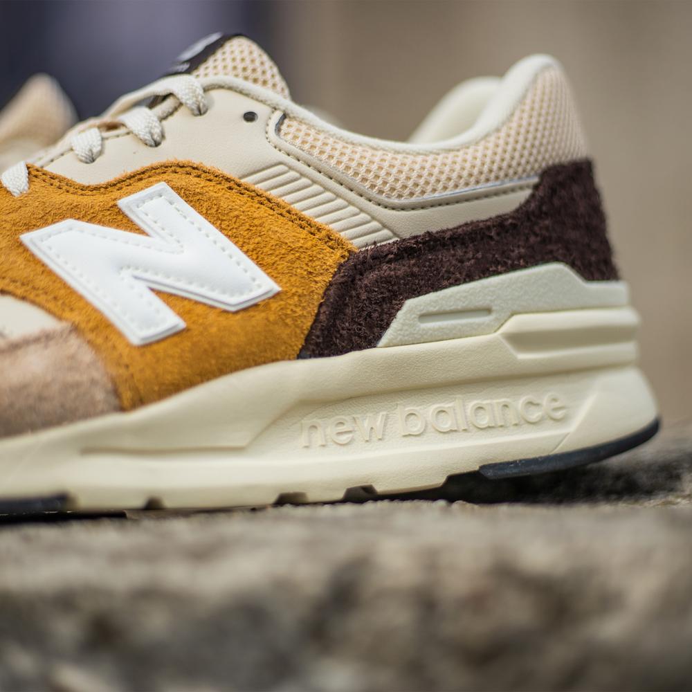Férfi cipő New Balance CM997HRT – barna