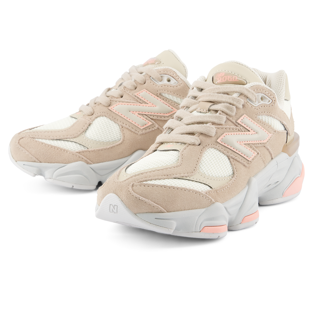 Gyermekcipő New Balance G90603C7 – bézs
