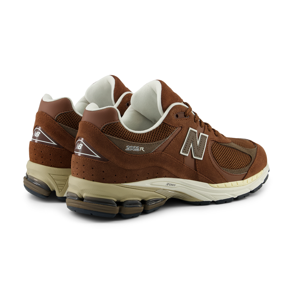 Férfi cipő New Balance M2002RFF – barna