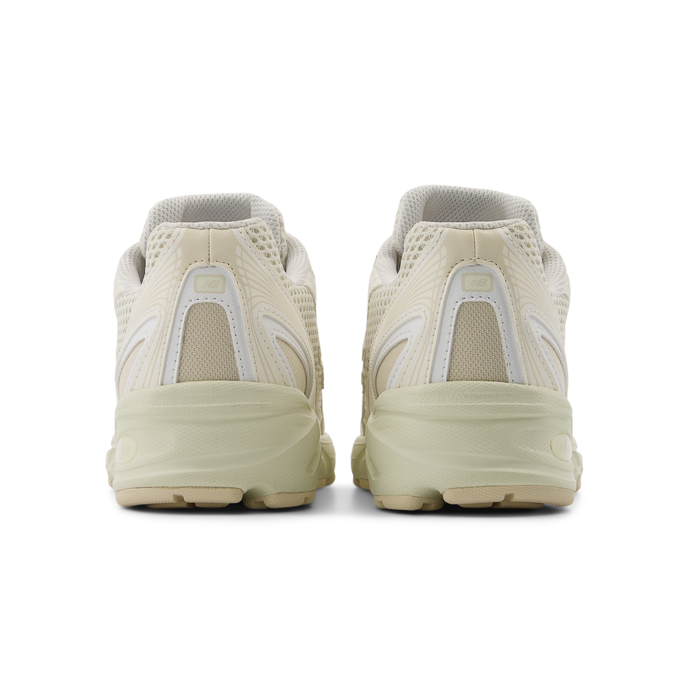Gyermekcipő New Balance GR740KP – bézs