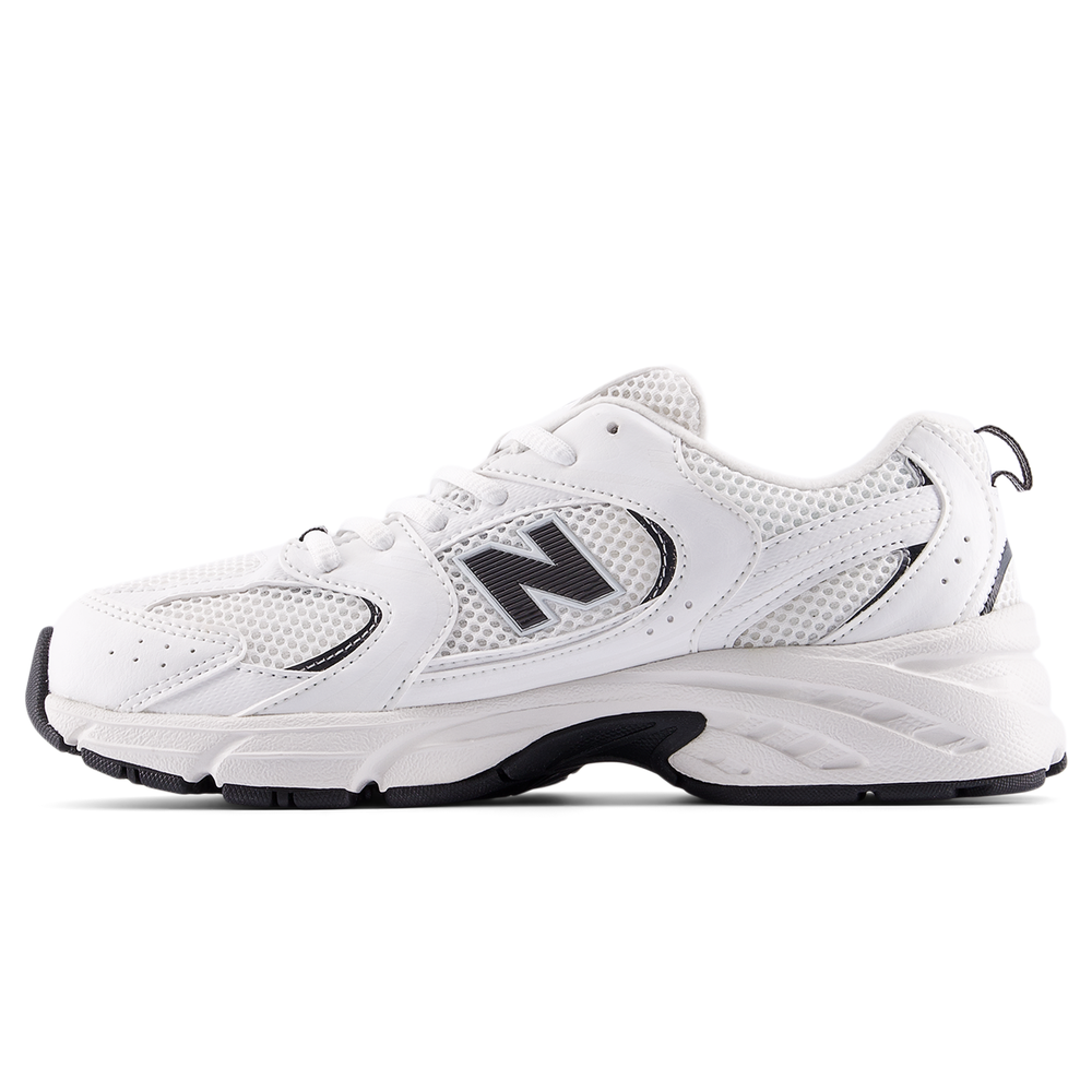 Gyermekcipő New Balance GR530CF – fehér