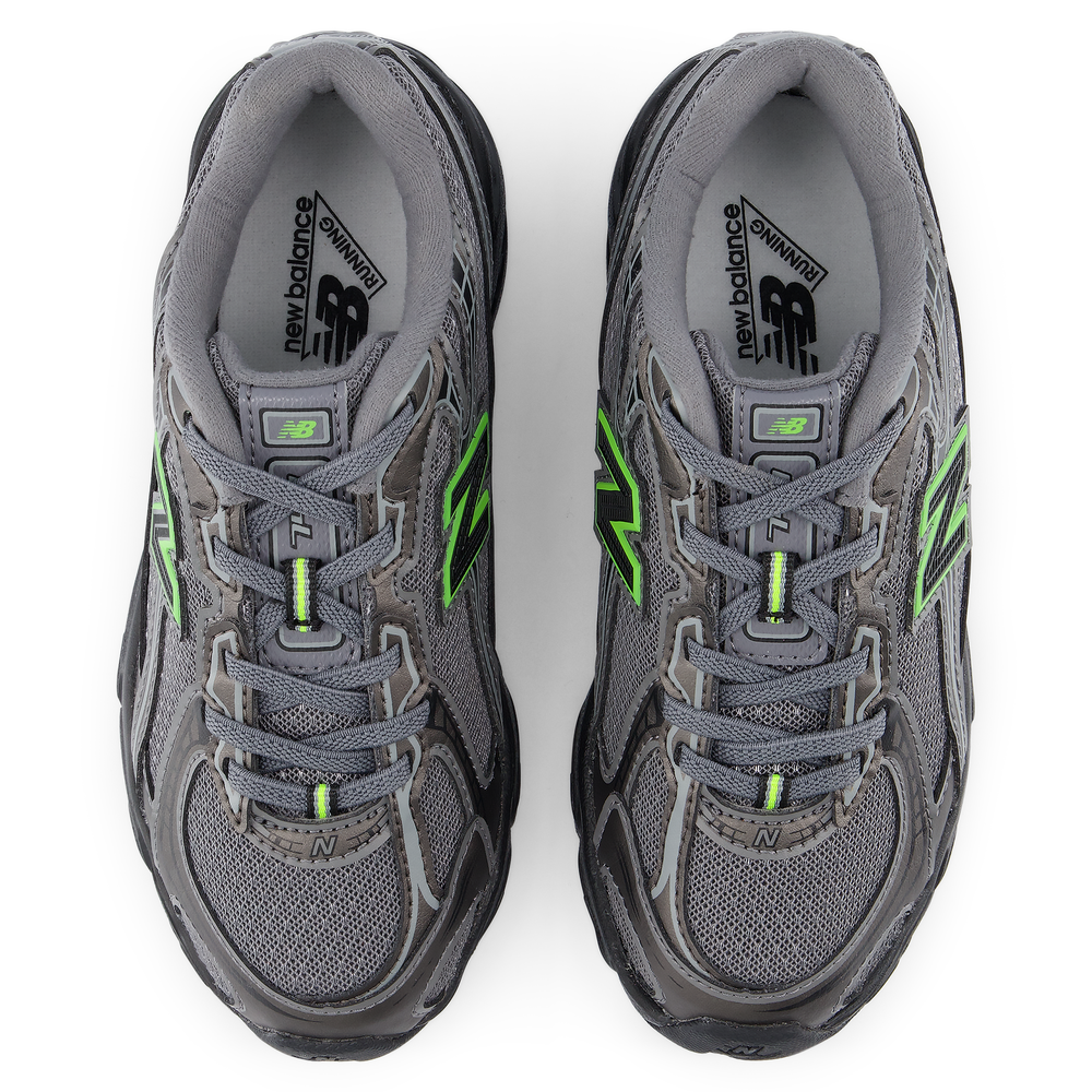 Gyermekcipő New Balance P7401MU – szürke