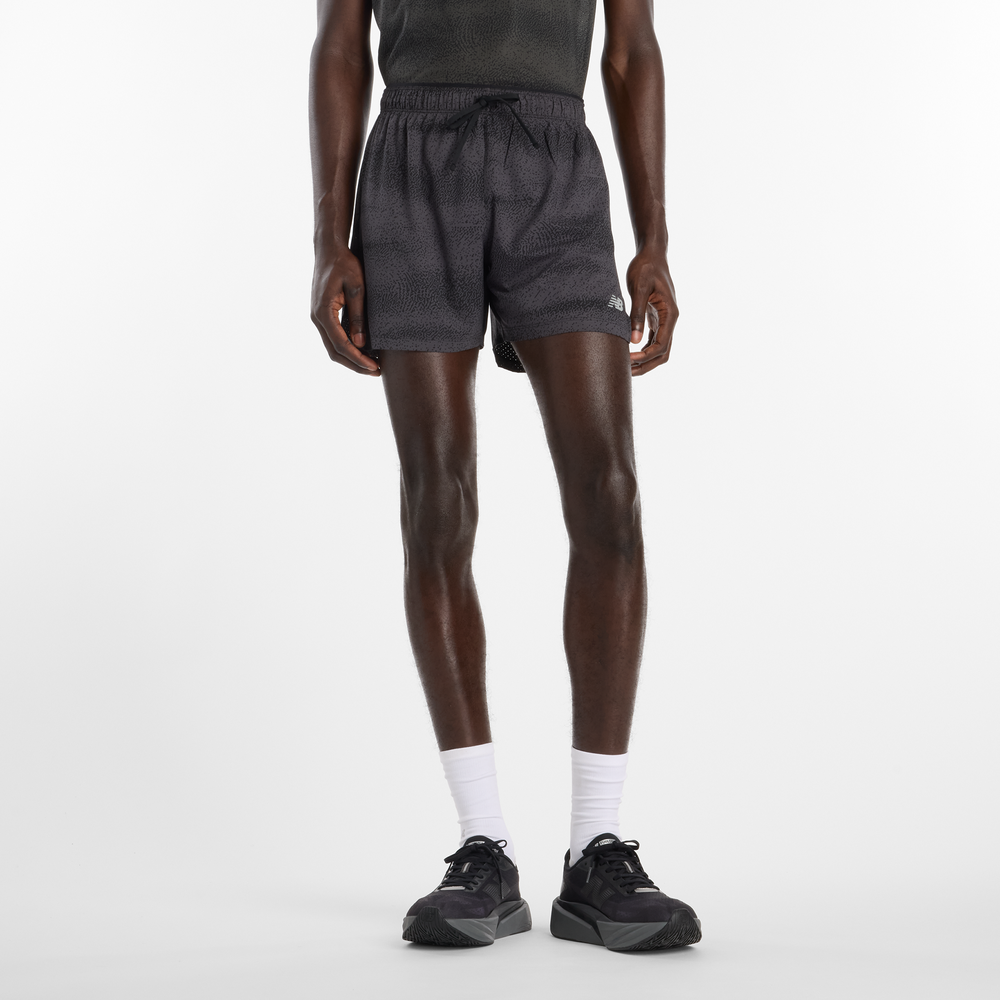 Férfi futónadrág New Balance MS43285BGR – fekete