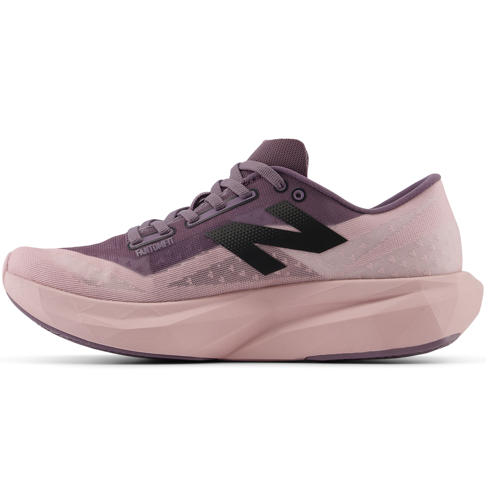 Női futócipő New Balance FuelCell Rebel v4 WFCXCS4 – rózsaszín